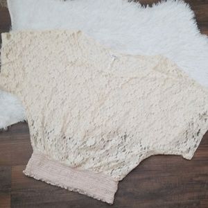 Kirra Lace Crop Top Medium Cream